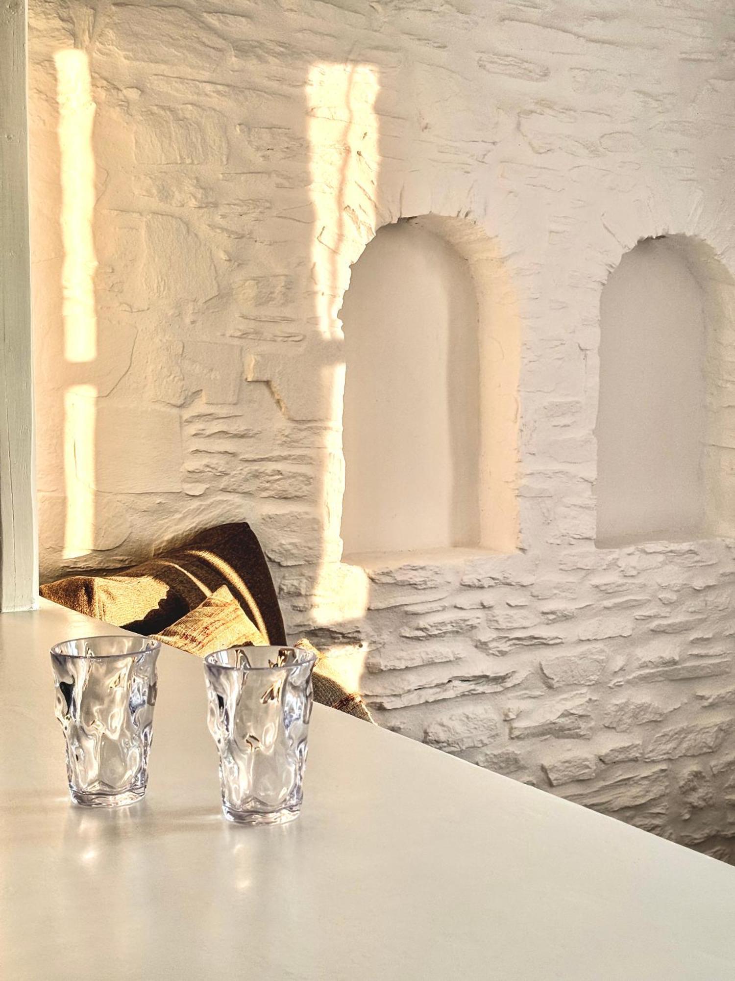 Agada Folegandros Suites & Villas Áno Meriá Esterno foto