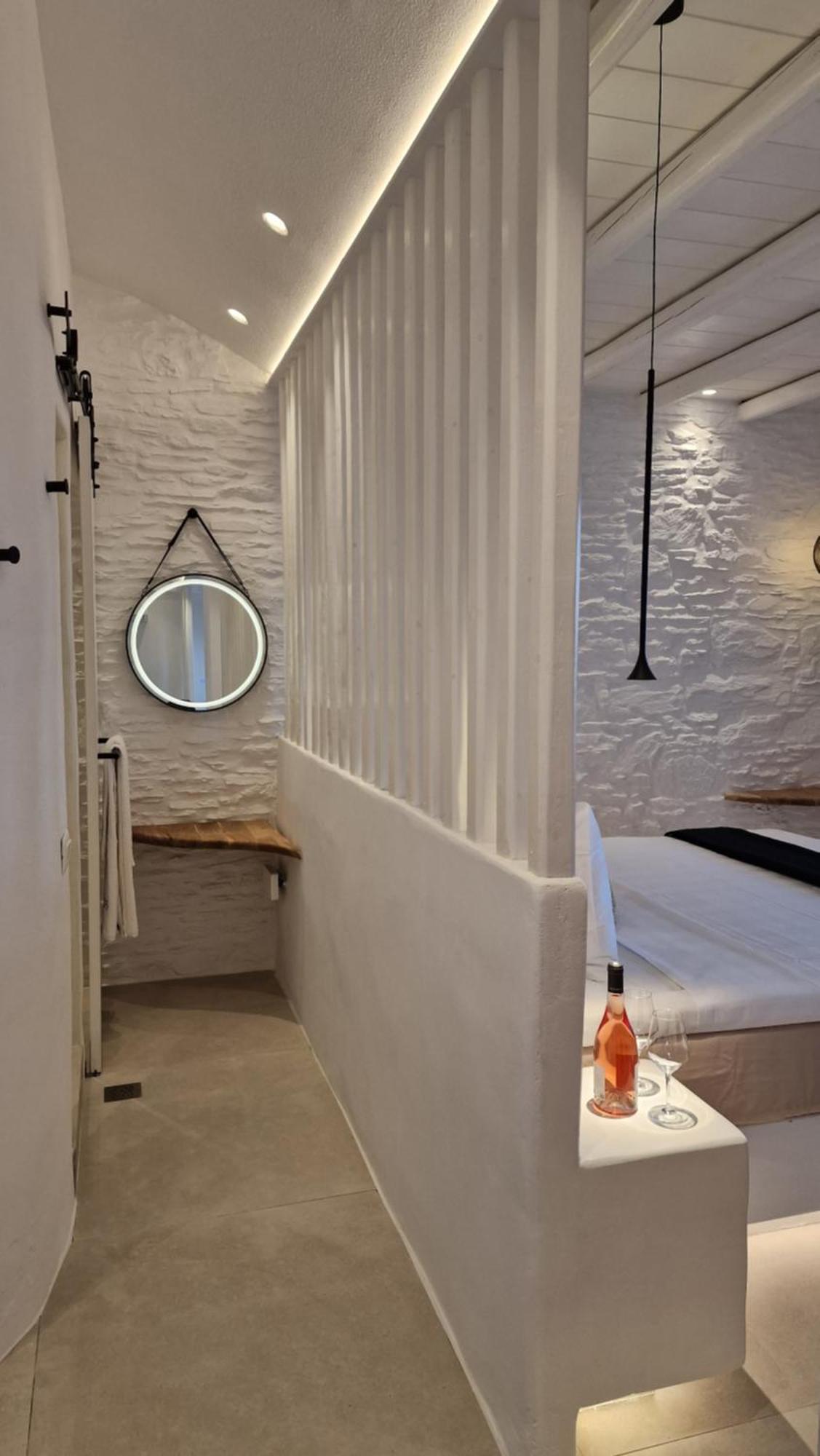 Agada Folegandros Suites & Villas Áno Meriá Esterno foto